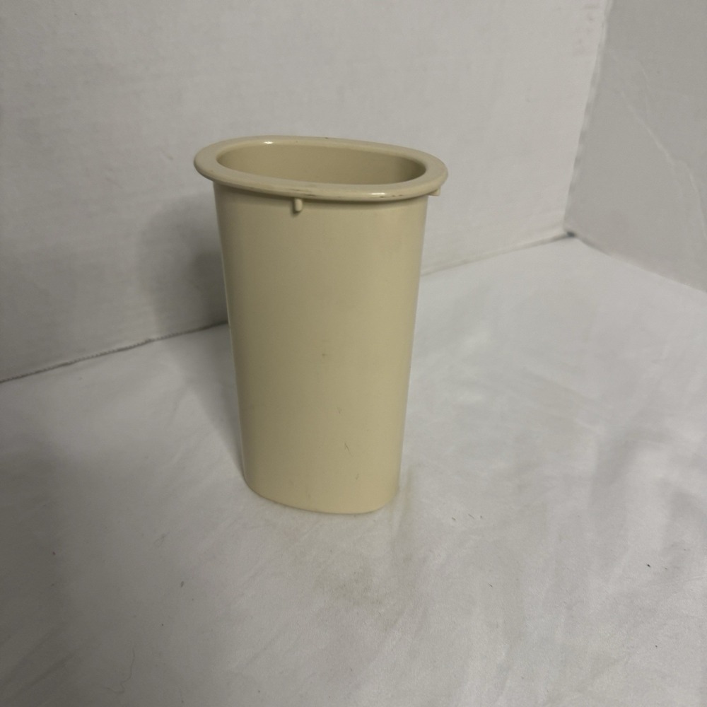 Vintage GE Food Processor OEM Pusher Only D2FP1 D1FP2 D5FP1 D1-4200